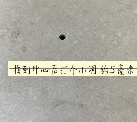 高平瓷砖空鼓维修公司专业解答在瓷砖铺贴过程中，如果砂料搅拌不均匀，将会带来以下问题